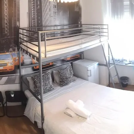 Guest house Paraiso Da Penha 2*